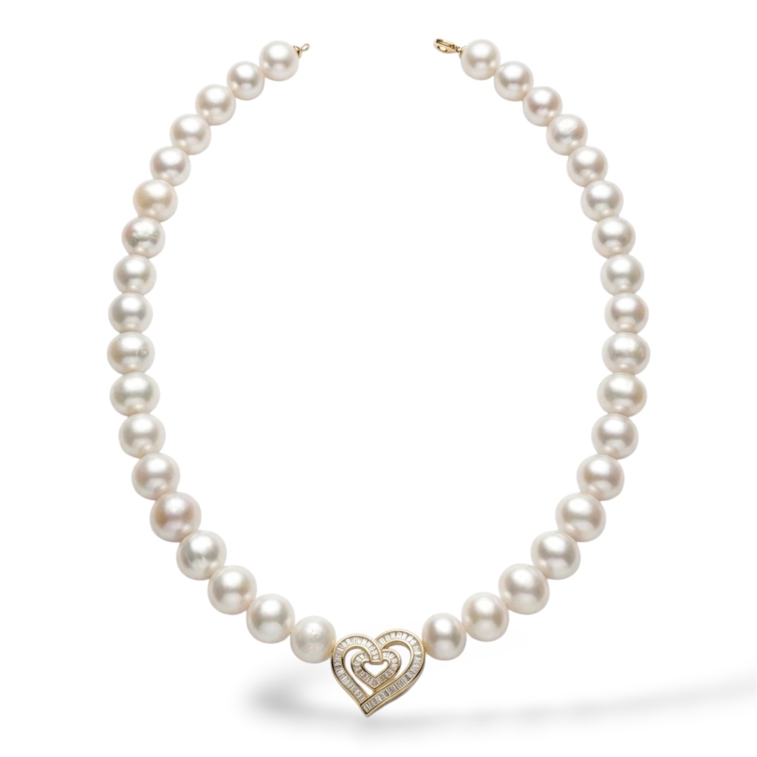 Luxury South Sea Pearl Necklace with Diamonds